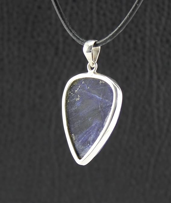 Halskettenanhänger Kettenschmuck Stein Trommelstein Spitze Rohstück Edelstein Heilstein Lochstein Schmuck Naturstein Halsschmuck Silberschmuck Dekostein Dekostück Collier Halskette Schmuckstein Schmuckanhänger Schutzstein Glücksstein