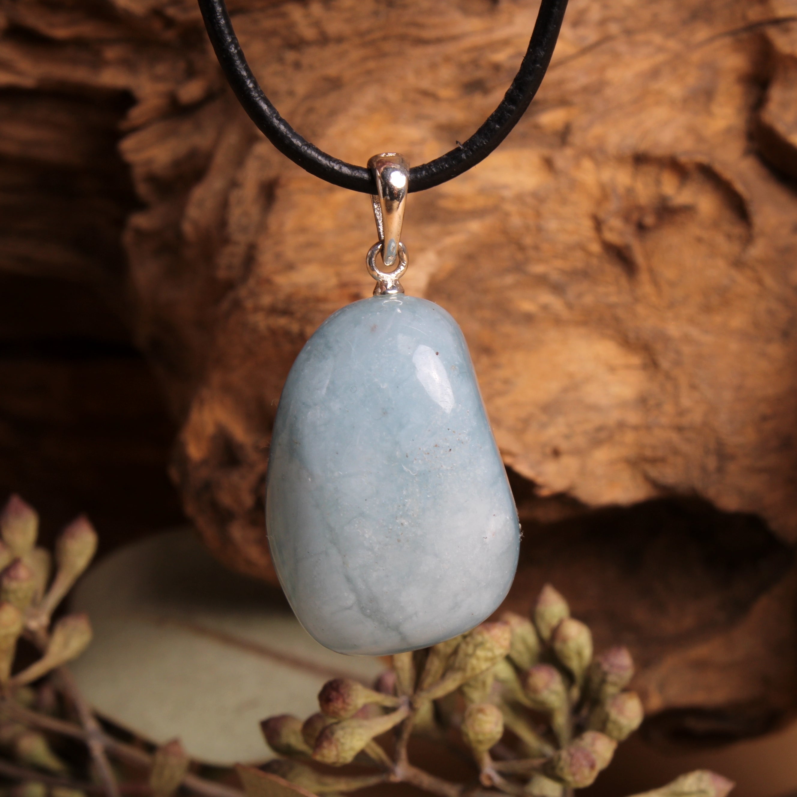 Budawi Edelstein Schmuck – Aquamarin Trommelstein Präsentation