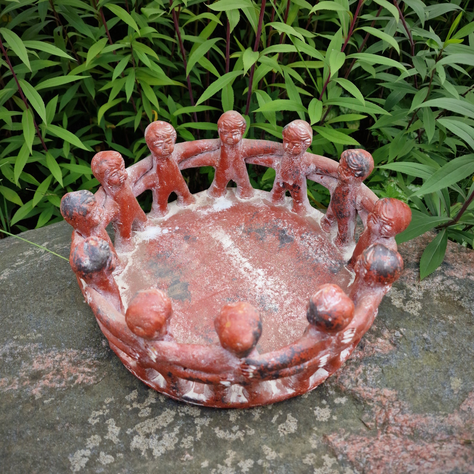 Freundeskreis 12 Figuren rot – Dekoration Garten und Innenbereich