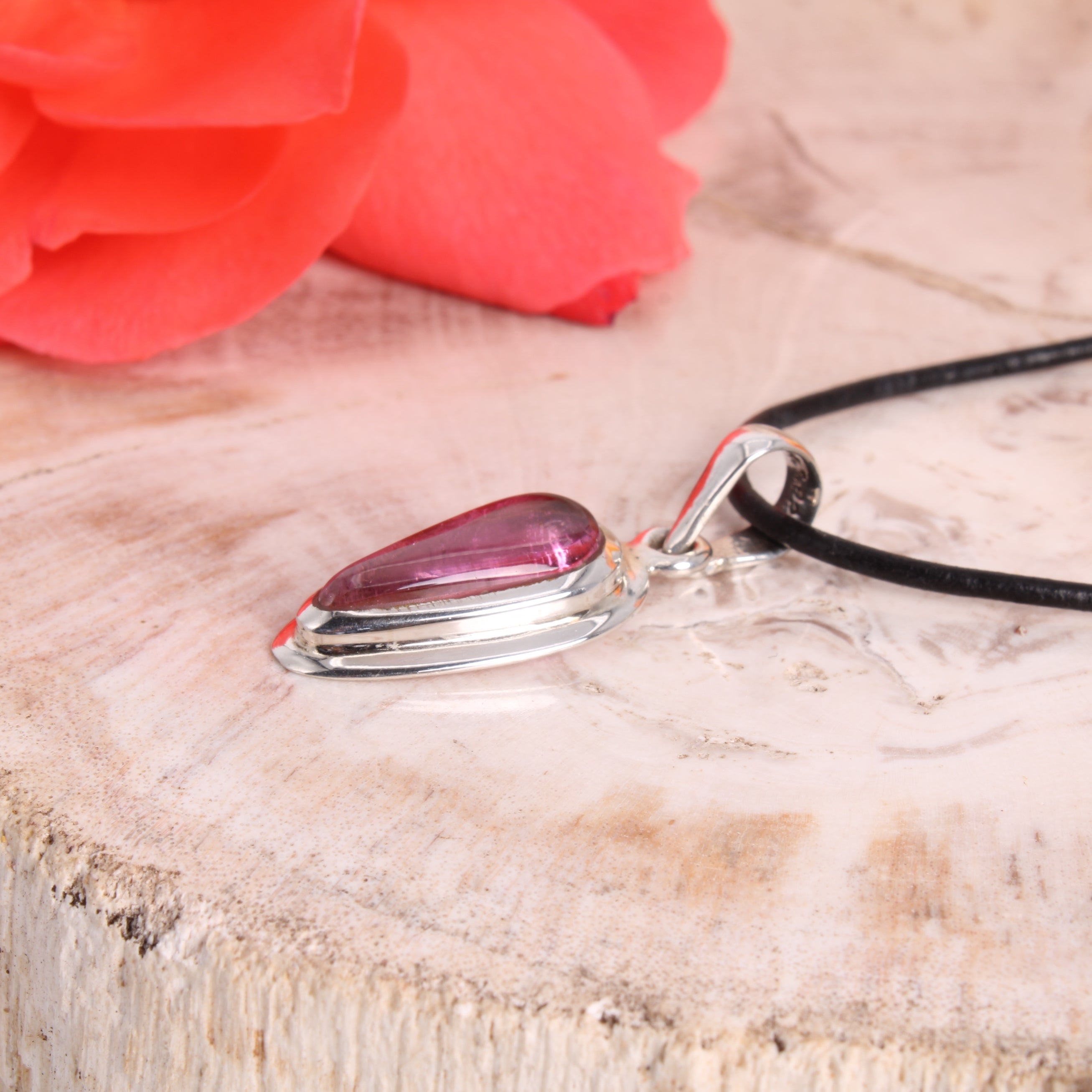 Bild 8: Rosa Turmalin Anhänger – ideal als extravagantes Geschenk