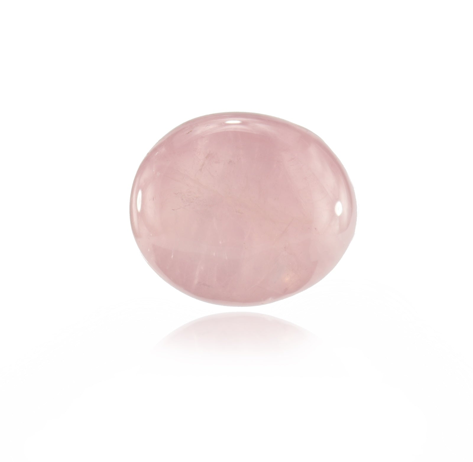 Rosenquarz ist ein sanfter und beruhigender Edelstein, der durch seine zarte rosa Farbe und seine glatte Textur gekennzeichnet ist. Dieser Edelstein wird oft zu wunderschönem Schmuck verarbeitet und strahlt eine liebevolle Energie aus. 