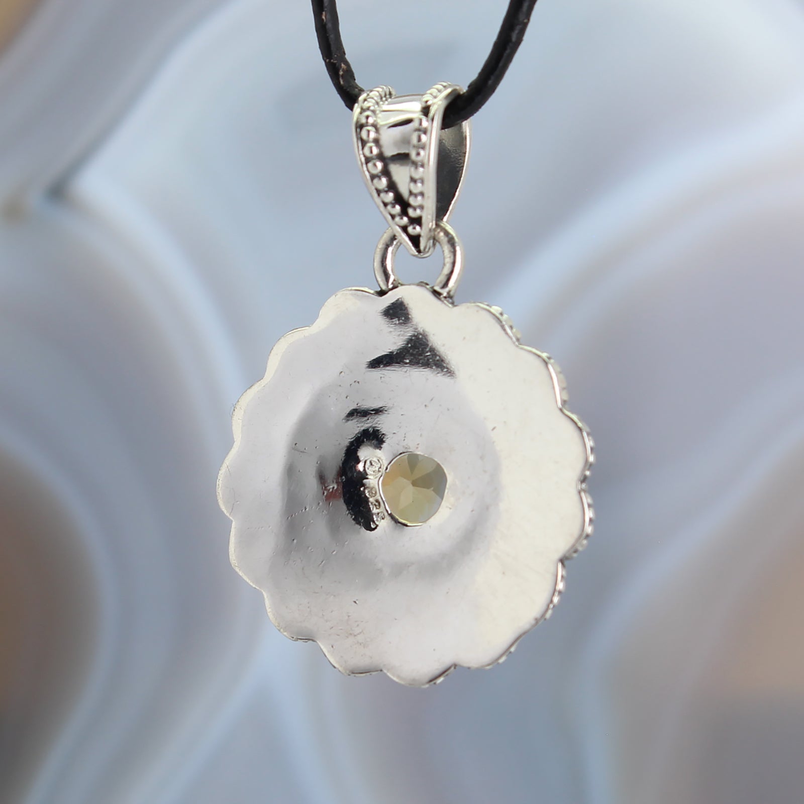 Citrin Anhänger Kettenanhänger 925er Silber Schmuck Halskettenanhänger Kettenschmuck Stein Trommelstein Anhänger Schmuckstein Heilstein Schmuckanhänger Edelstein Silberanhänger Silberschmuck Halsschmuck Schutzstein Glücksstein Spitze Kristall Naturstein Rohstein Rohstück Lochstein