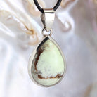 Zitronenmagnesit Anhänger Kettenanhänger 925er Silber Schmuck Halskettenanhänger Kettenschmuck Stein Trommelstein Rohstein Rohstück Edelstein Heilstein Lochstein Schmuck Naturstein Halsschmuck Silberschmuck Dekostein Dekostück Collier Halskette Schmuckstein Schmuckanhänger Glücksstein Schutzstein