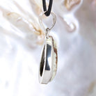 Zitronenmagnesit Anhänger Kettenanhänger 925er Silber Schmuck Halskettenanhänger Kettenschmuck Stein Trommelstein Rohstein Rohstück Edelstein Heilstein Lochstein Schmuck Naturstein Halsschmuck Silberschmuck Dekostein Dekostück Collier Halskette Schmuckstein Schmuckanhänger Glücksstein Schutzstein