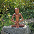 Holzskulptur Holzfigur meditierend Höhe ca. 30 cm Yoga Figur Dekofigur