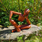 Handgefertigte Skulptur Holzfigur Holzskulptur Denker Meditation aus Bali ca. 25x25 cm groß Gartendeko Geschenk Yoga