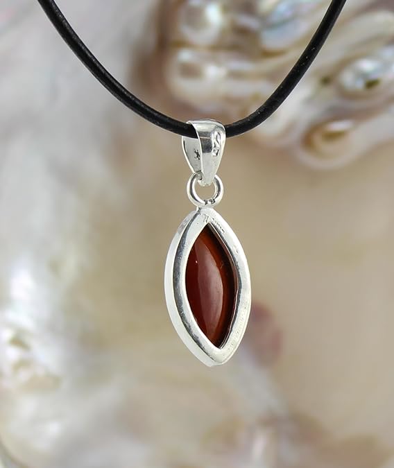 Halskettenanhänger Kettenschmuck Stein Trommelstein Anhänger Rohstein Rohstück Spitze Doppelender Edelstein Heilstein Silberschmuck Schmuck Halsschmuck Schmuckstein Glücksstein Schutzstein Hessonitstein Hessonitschmuck