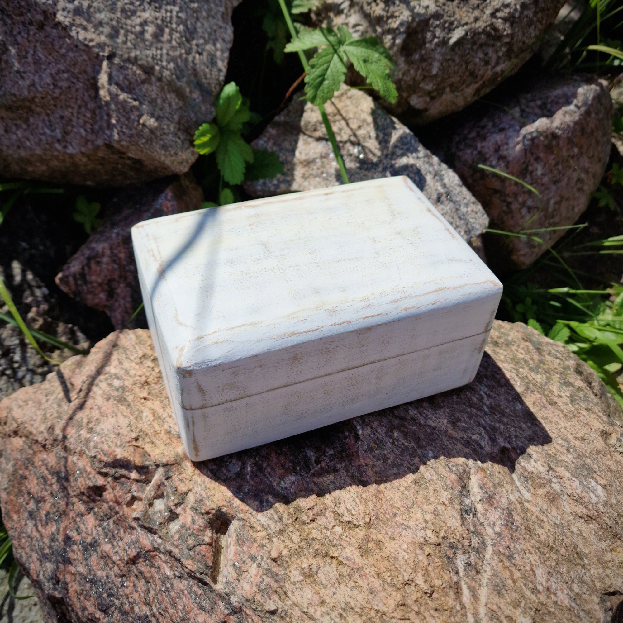 Holztruhe Holzbox Schatulle Truhe Kiste aus Mangoholz 15 x 10 cm mit Magnetverschluss