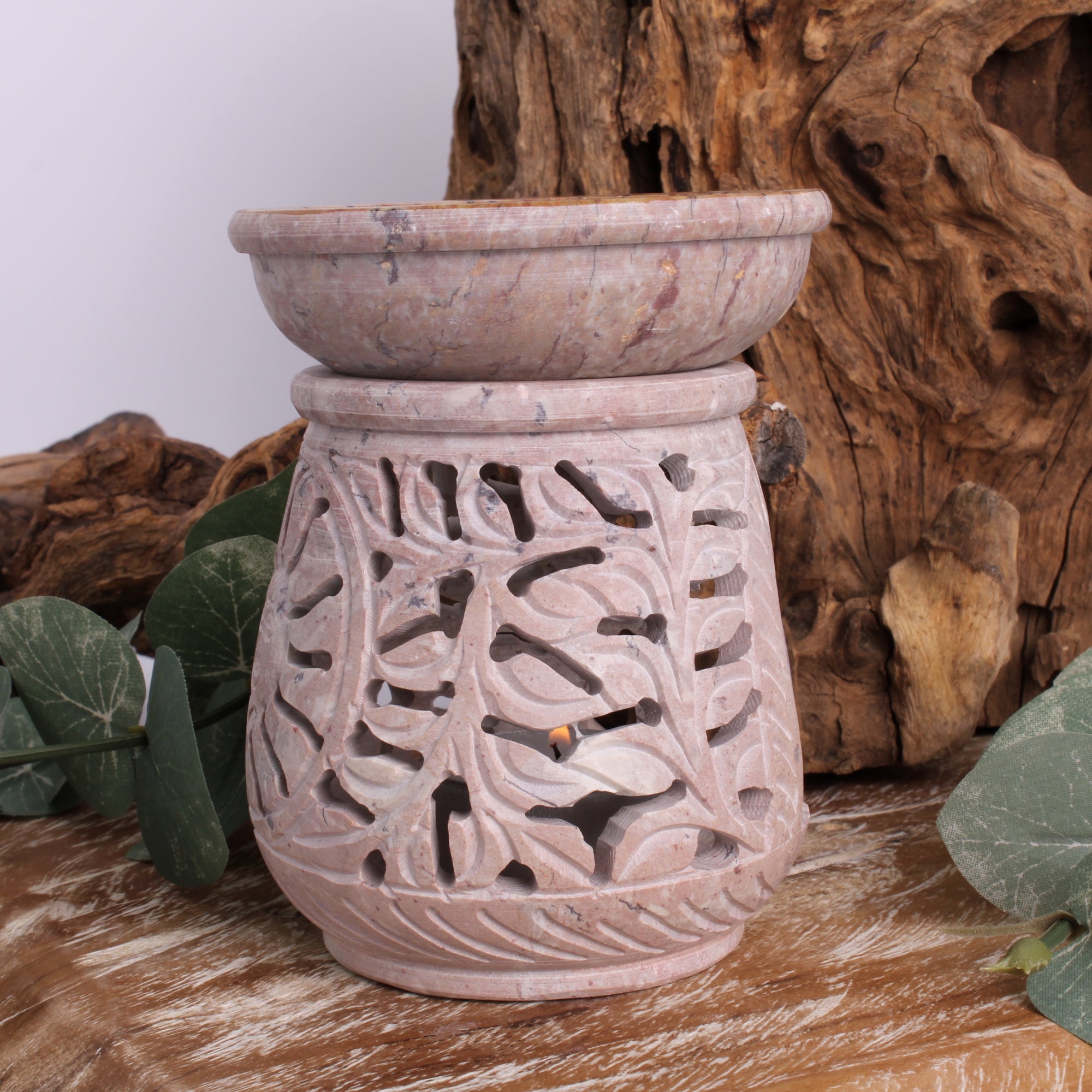 Speckstein Räucherstövchen Seitenansicht – Höhe 11 cm, Breite 9 cm