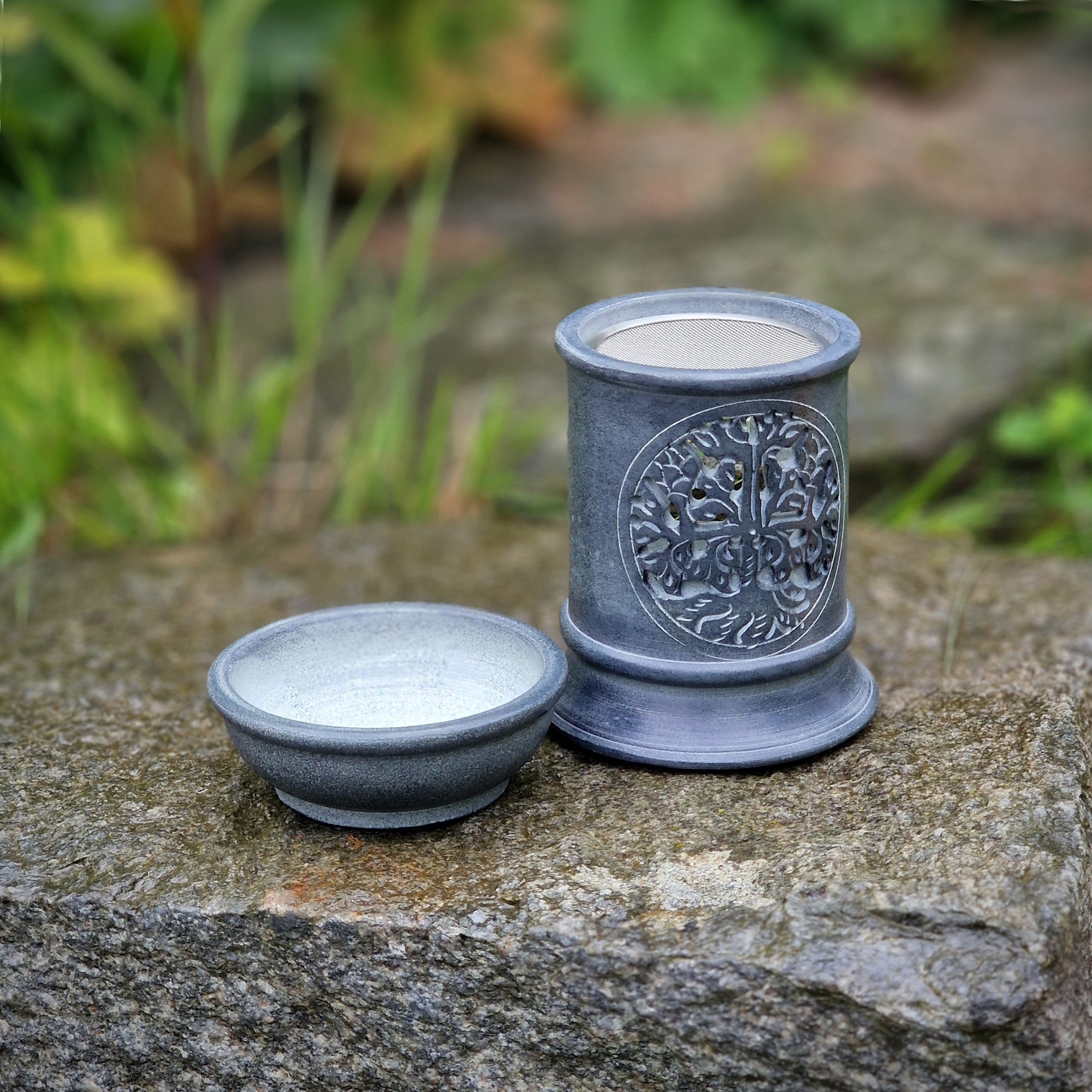 Aroma Duftlampe aus Speckstein mit Schale und Sieb grau Baum des Lebens Räucherstövchen