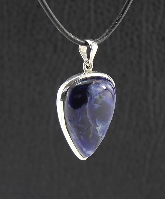 Halskettenanhänger Kettenschmuck Stein Trommelstein Spitze Rohstück Edelstein Heilstein Lochstein Schmuck Naturstein Halsschmuck Silberschmuck Dekostein Dekostück Collier Halskette Schmuckstein Schmuckanhänger Schutzstein Glücksstein