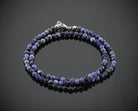 sodalith Stein Trommelstein Hals Schmuck Anhänger Edelstein Heilstein Rohstein Rohstück Glücksstein Schutzstein Lochstein Naturstein Amulett Deko Handstein Handschmeichler Kugel Ohrringe Ohrstecker Armband