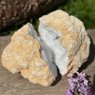 Calcit Geode Seitenansicht – ca. 2–2,5 kg, beide Hälften