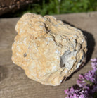 Calcit Geode Gesamtansicht – Naturstein Deko & Energiearbeit Budawi