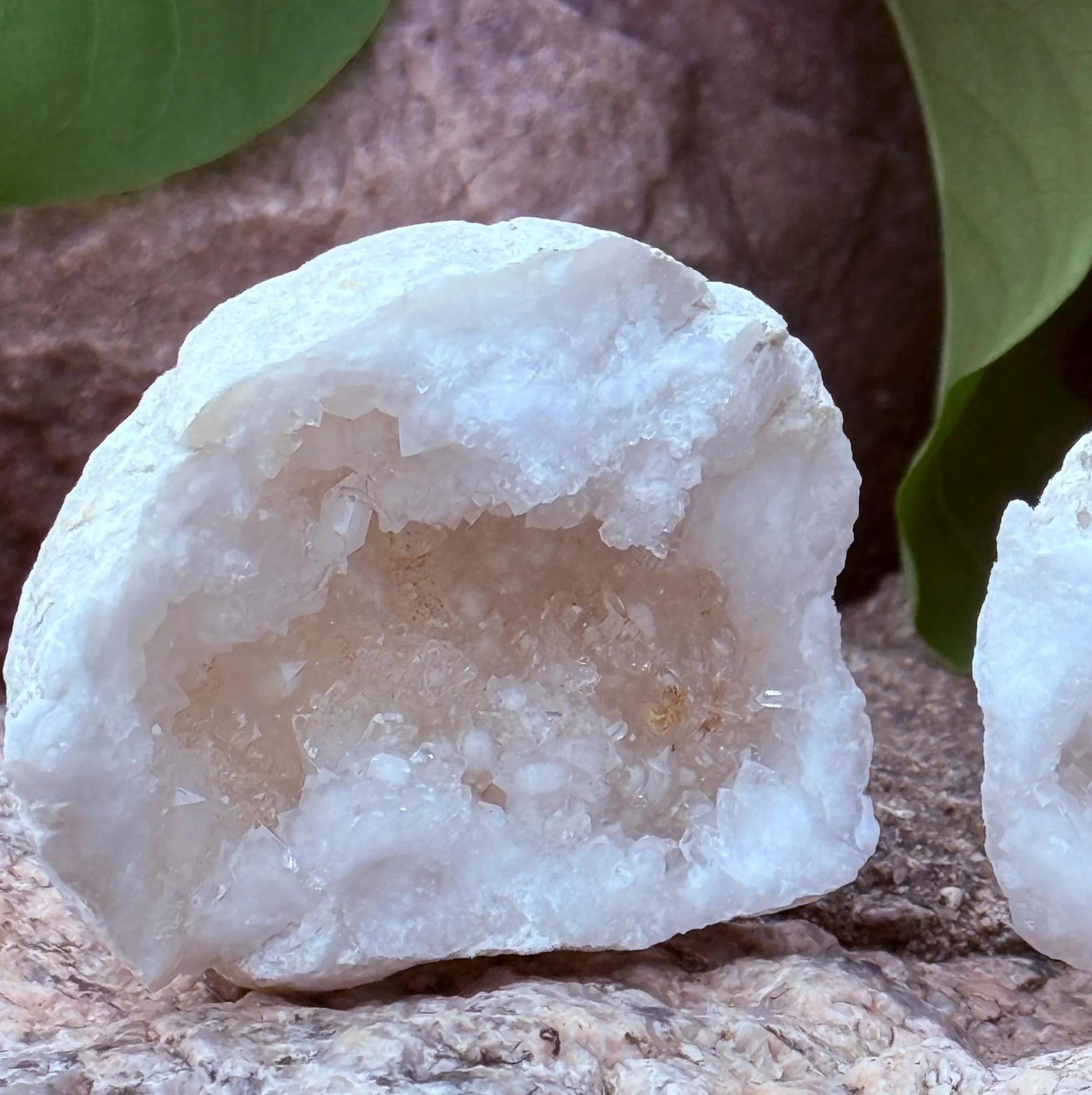 Calcit Geode Quarzdruse – natürliche Kristallstruktur, Herkunft Marokko