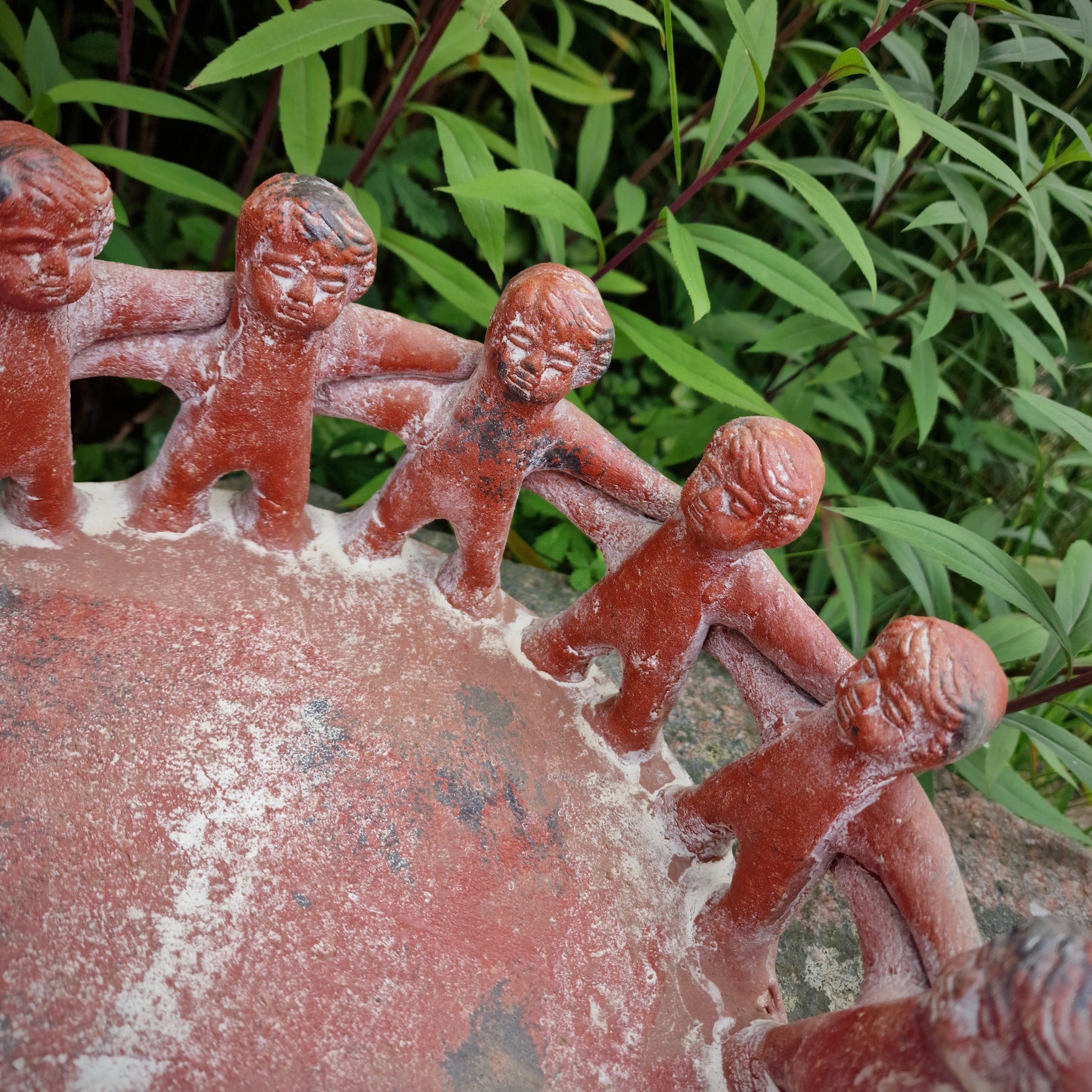Freundeskreis 12 Figuren rot inkl. Erklärungskärtchen – Budawi
