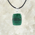 grüner Aventurin Anhänger Kettenanhänger Hals Schmuck 925 Sterling Silber echter Edelstein mit Lederband - Einzelstück