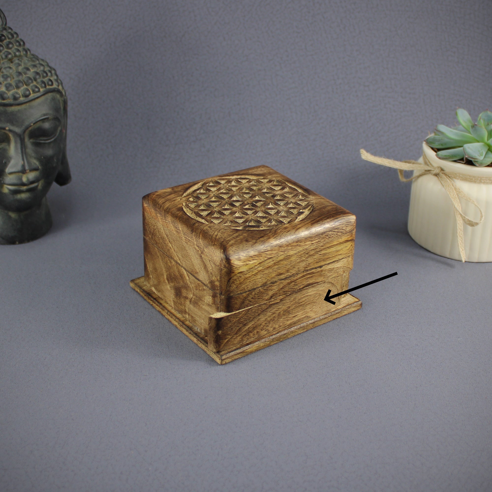 Trickbox Holztruhe Holzbox aus Mangoholz Motiv Blume des Lebens klein