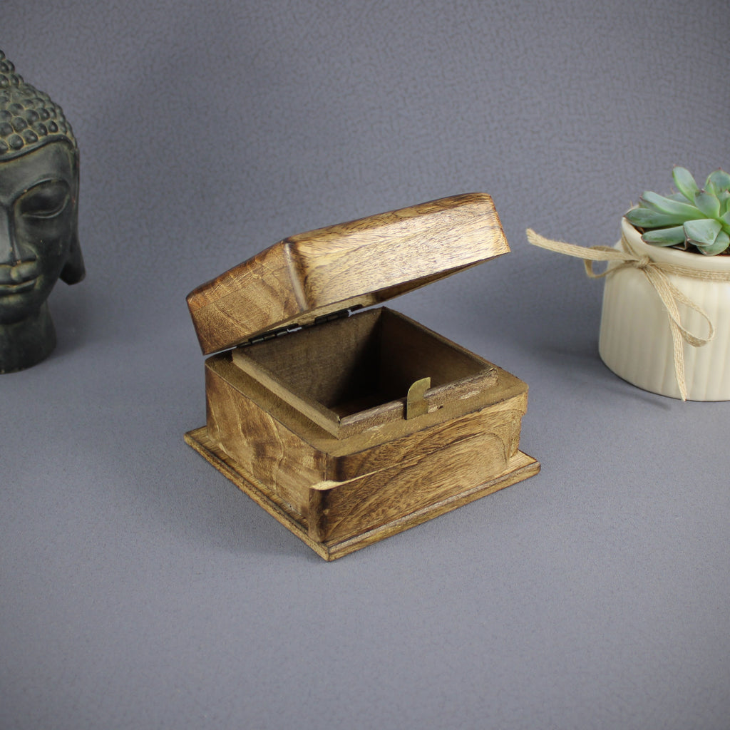 Trickbox Holztruhe Holzbox aus Mangoholz Motiv Blume des Lebens klein