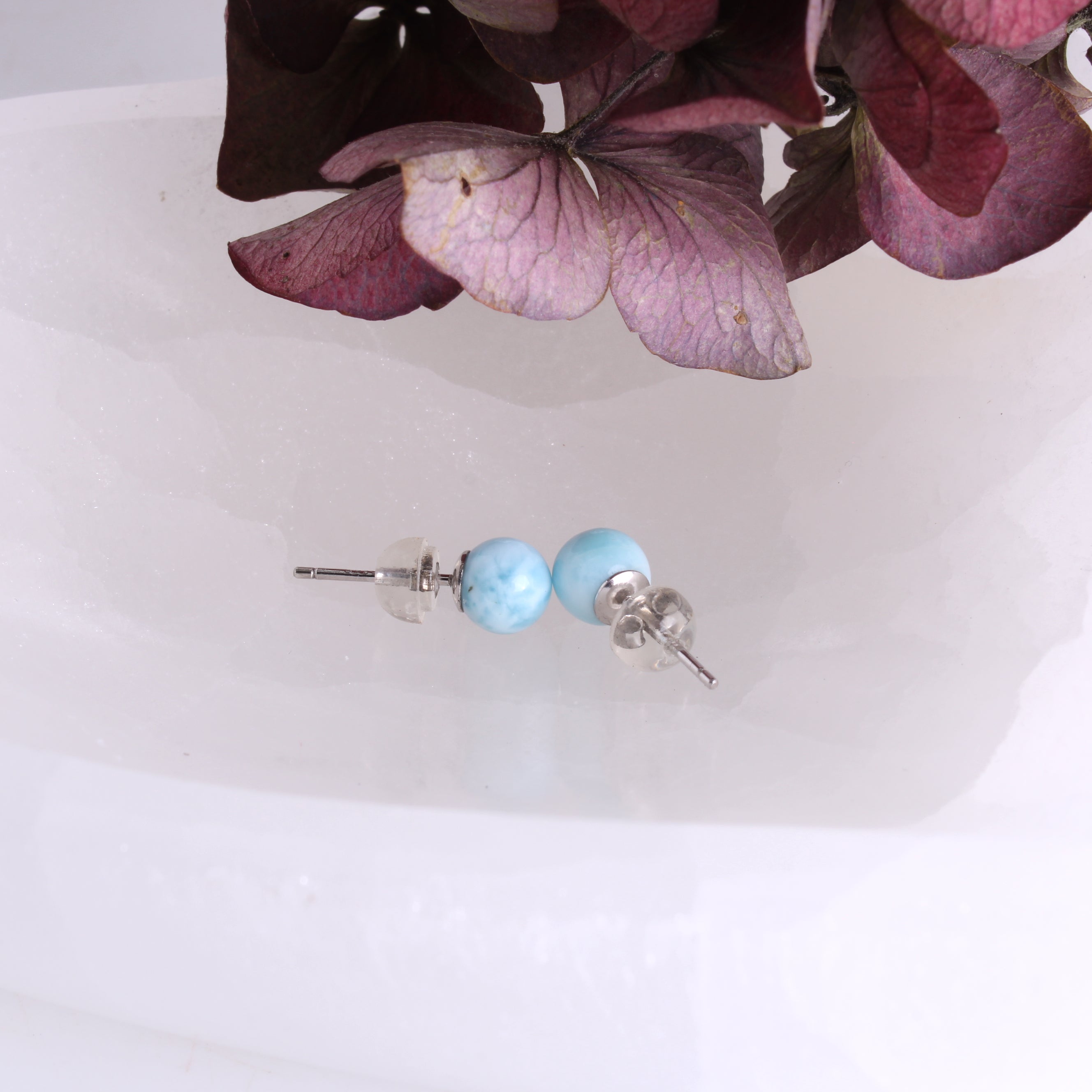 Larimar Ohrstecker 925 Silber – Detailansicht Stift rhodiniert