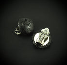 schwarzer Lava Stein Trommelstein Anhänger elegante Ohrclips Ohrringe Ohrstecker Ohrschmuck Silberclips Heilstein Edelstein Silberschmuck Silberohrringe Lavaschmuck Lavaperlen Lavastein Lavasteine Lavagestein Gesteinslava Vulkanlava