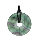 Halskettenanhänger Kettenanhänger Anhänger Regenbogenfluorit grüner blauer Fluorit grün blau Stein Rohstein Rohstück Schmuckanhänger Donut Edelsteindonut Edelstein Heilstein Rohstein Rohstück Fluoritanhänger Fluoritstein Fluoritschmuck