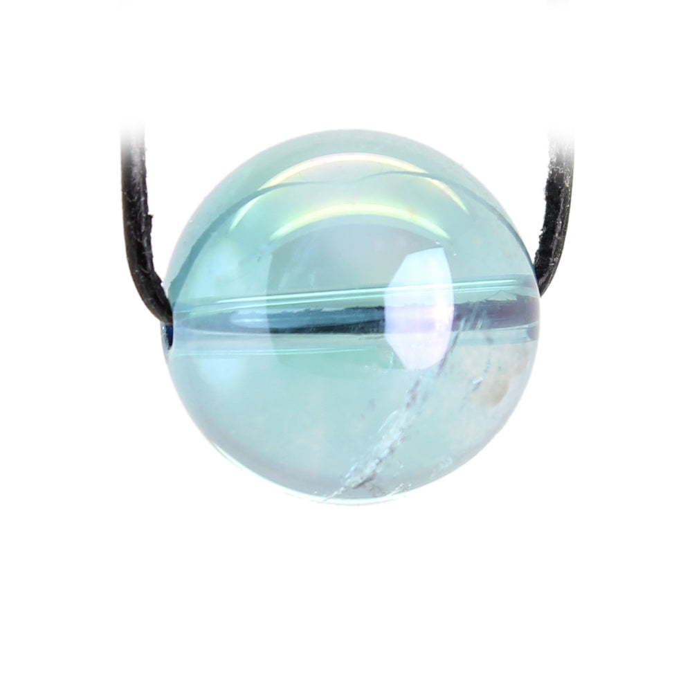 Aqua Aura Kugel Anhänger Kettenanhänger mit Lederband Halskettenanhänger Kettenschmuck Kristall Rohkristall Rohstein Rohstück Stein Trommelstein Silberanhänger Silberschmuck Edelsteinanhänger Edelstein Heilstein Schmuckanhänger Halsschmuck Rohstein Rohstück Schmuckstein Schmuck Schutzstein Glücksstein