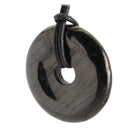 Gagat Donut Anhänger Kettenanhänger 30 mm mit Lederband Halskettenanhänger Kettenschmuck Stein Trommelstein Anhänger Schmuck Schmuckstein Rohstein Rohstück Edelstein Heilstein Silberanhänger Silberschmuck Schutzstein Glücksstein