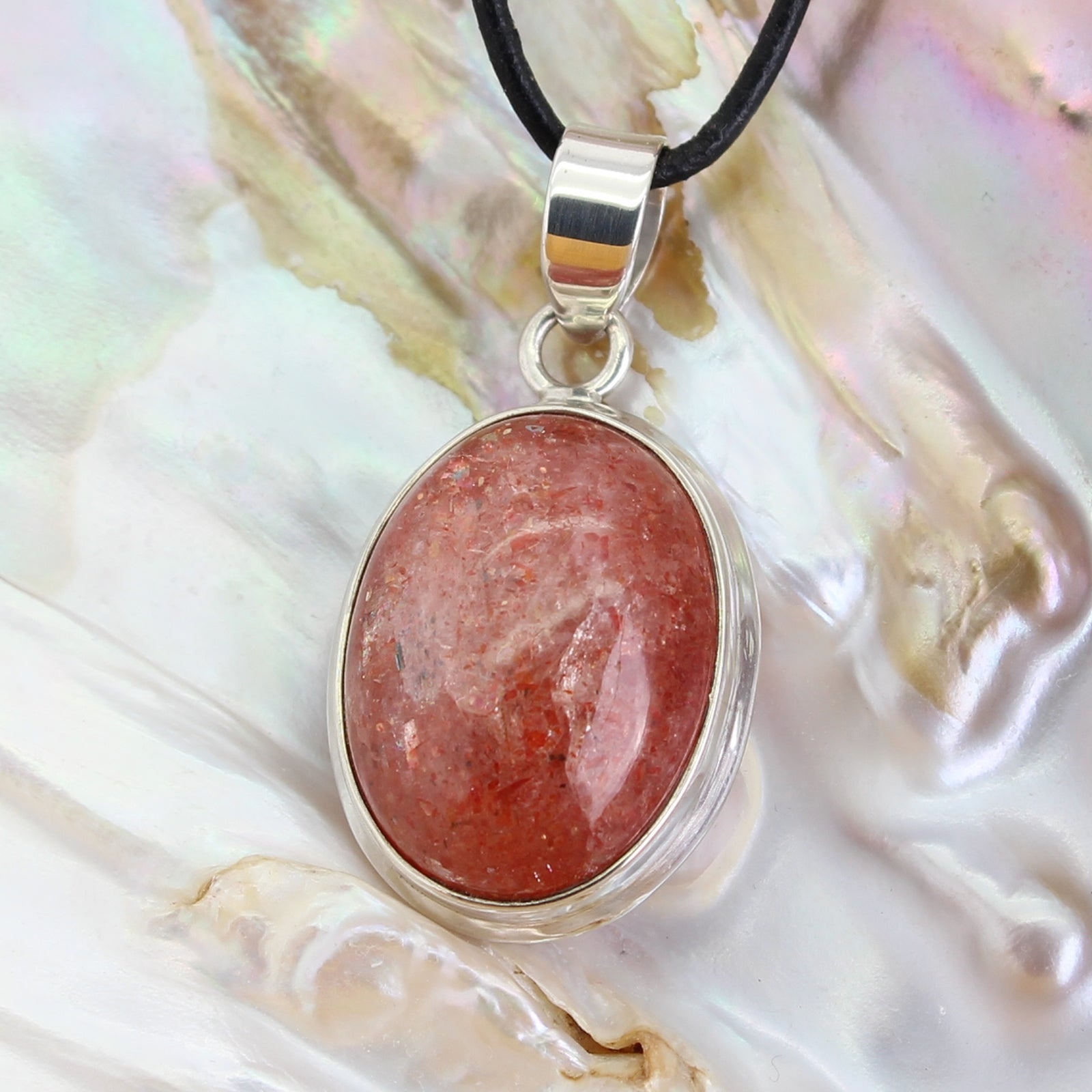 Sonnenstein Cabochon Anhänger Kettenanhänger 925er Silber Schmuck Halskettenanhänger Kettenschmuck Stein Trommelstein Rohstein Rohstück Edelstein Heilstein Lochstein Schmuck Naturstein Halsschmuck Silberschmuck Dekostein Dekostück Collier Halskette Schmuckstein Schmuckanhänger Glücksstein Schutzstein Depressionen heilen