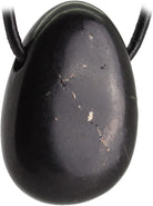 Shungit Trommelstein Anhänger Kettenanhänger Schungit mit Lederband Halskettenanhänger Kettenanhänger Kettenschmuck Schungit Shungit Stein Schmuckstein Schmuckanhänger Edelstein Heilstein Halsschmuck Schmuck Rohstein Rohstück Silberanhänger Silberschmuck Trommelsteinanhänger Shungitstein Shungitschmuck Shungite