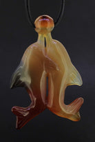 Achatschmuck Achatstein Delphinanhänger Delfin Delphin Delfine Delphine Botswana Achat Kettenanhänger Halskettenanhänger Kettenschmuck Stein Trommelstein Trommelsteinanhänger Delfinschmuck Edelsteintiere Edelsteinfiguren Rohstein Rohstück