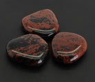 Mahagoniobsidian Mahagoni Obsidian Stein Trommelstein Anhänger Handstein Daumenstein Seifenstein Handschmeichler Taschenstein Schutzstein Massagestein Dekostein Edelstein Heilstein Schmuckstein Rohstein Rohstück Kugel Dekokugel Herz Figur Dekofigur