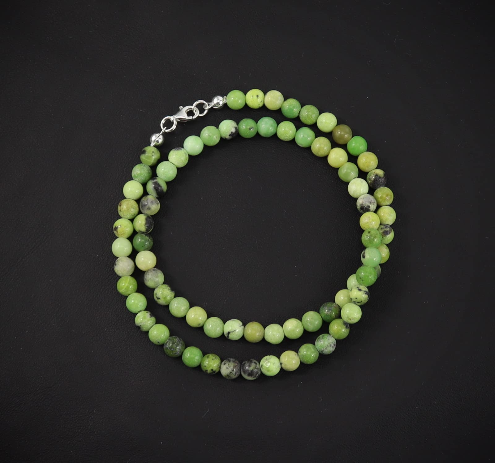 Halskette Kette aus Serpentin Chyta Chita Peru Stein Trommelstein Anhänger Perlenkette Kugelkette Collier Buttonkette Halsschmuck Edelstein Heilstein Halsschmuck Schmuck Schmuckstein Rohstein Rohstück Schmuckkette Schmuckcollier Serpentinstein Serpentinschmuck