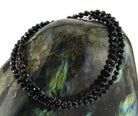 spinell stein trommelstein kette halskette perlenkette kugelkette collier schmuck halsschmuck rohstein rohstück schmuckstein schmuckstück edelstein heilstein glücksstein schutzstein 