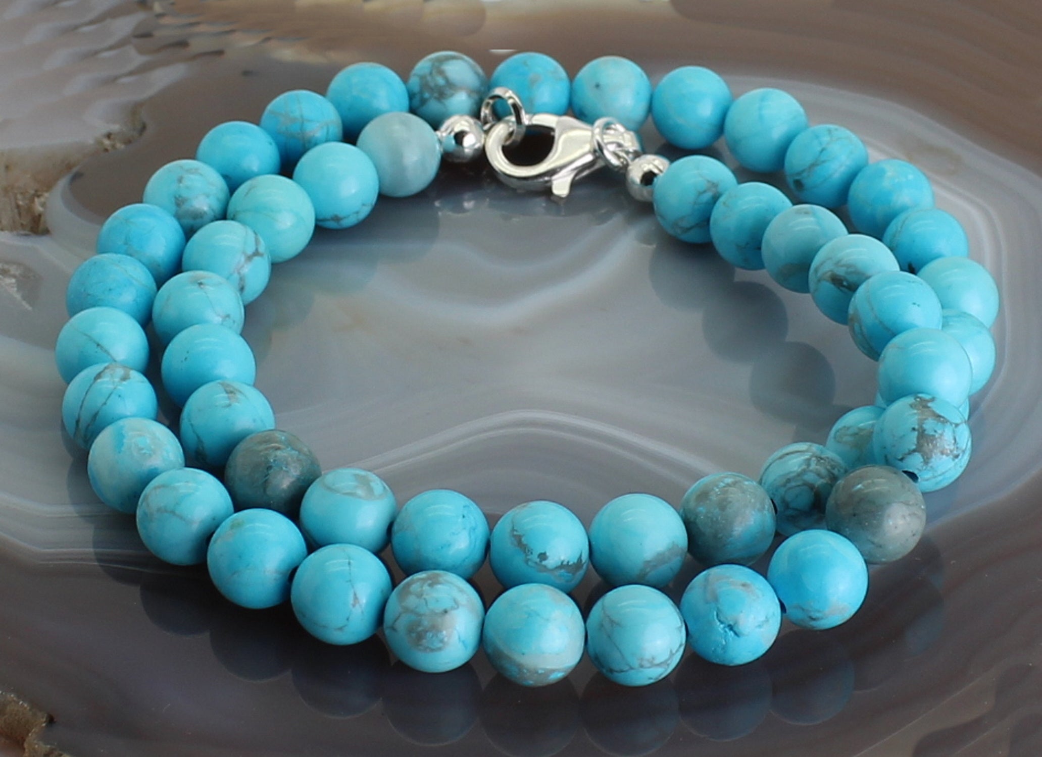 Halskette Kette aus Türkis Stein Trommelstein Anhänger Perlenkette Kugelkette Buttonkette Collier Halsschmuck Kettenschmuck Ketten Edelstein Heilstein Halsschmuck Schmuck Schmuckstein Türkiskette Türkisschmuck Türkisstein